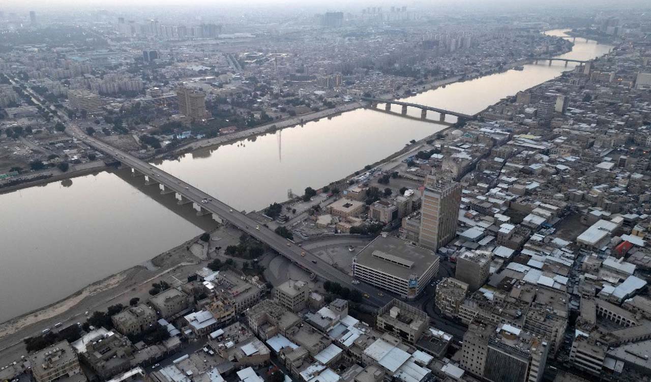 This aerial photograph taken shows a view of buildings and bridges over the Tigris river in Baghdad, Iraq, Jan. 1, 2024. (Photo: AFP)