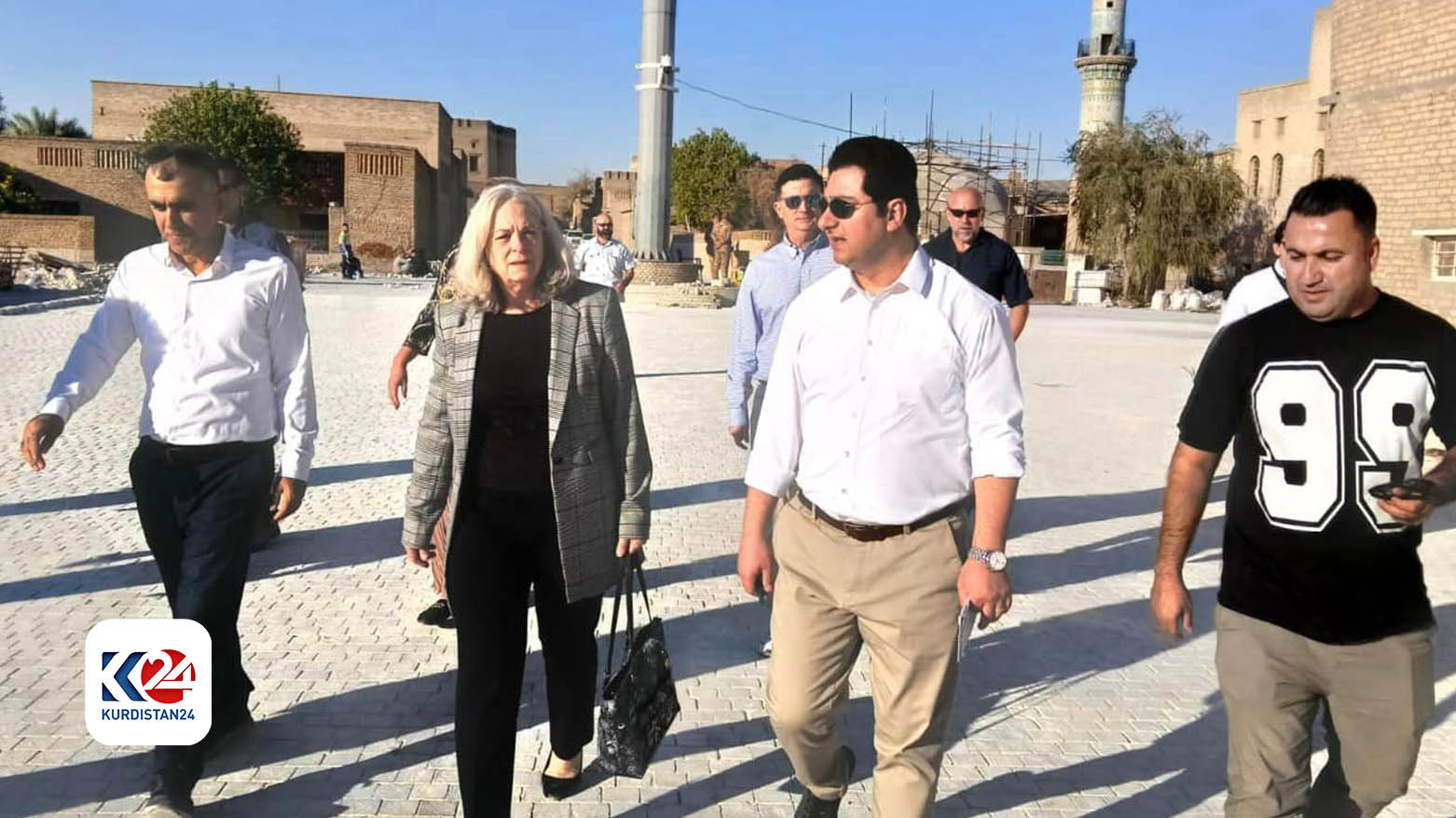 ئەلینا رۆمانۆوسکی لەگەڵ فەلاح حەسەن