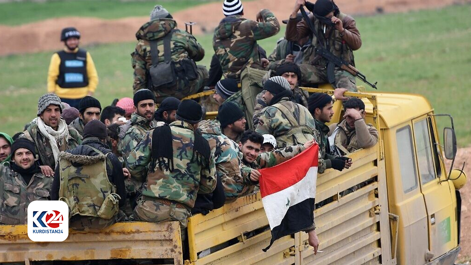 العراق يعلن أنه "يباشر اليوم" بإعادة الجنود السوريين الفارّين قبل سقوط الأسد