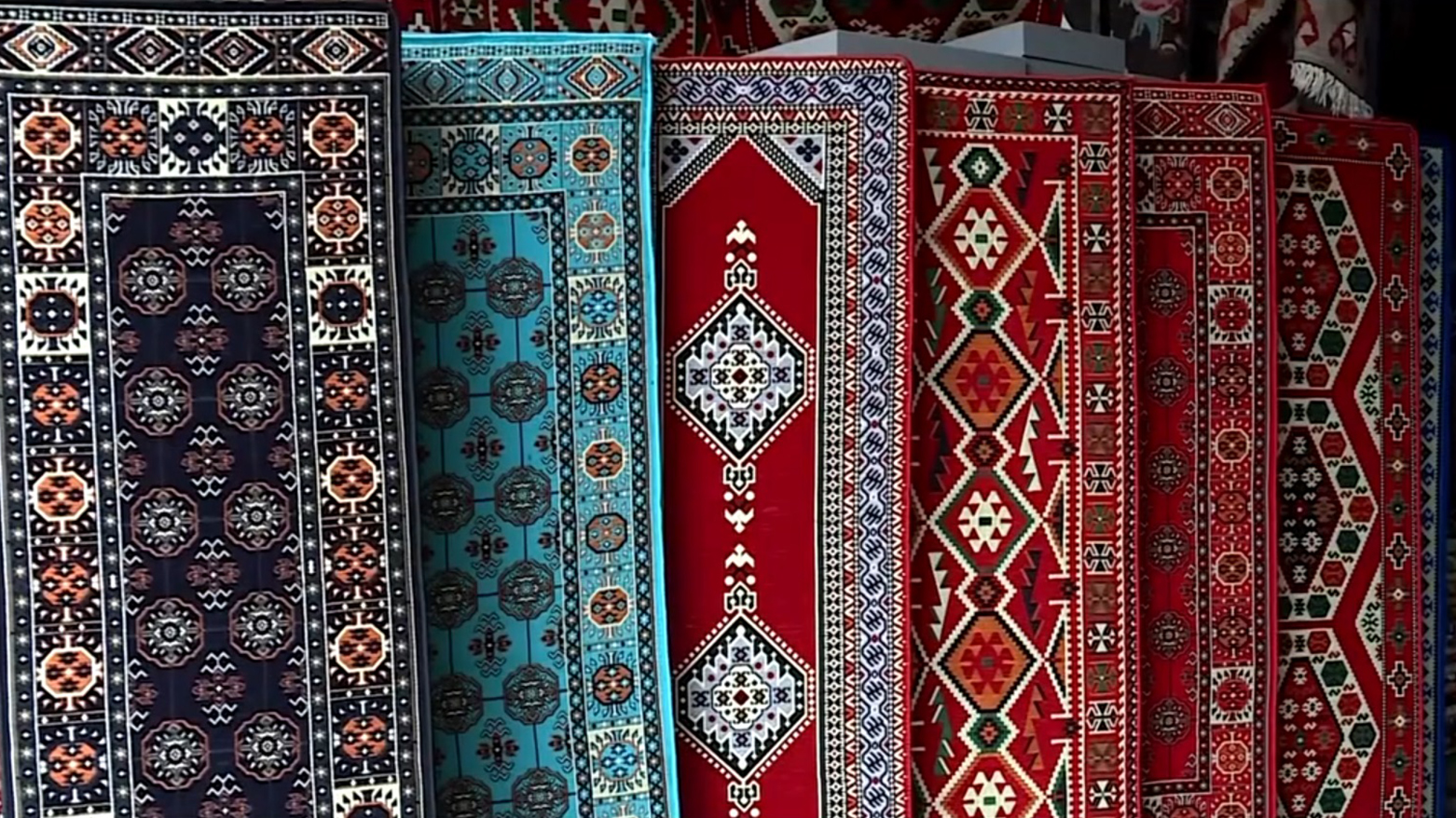 Li Diyarbekirê kevneşopiya çêkirina odeyên ber ferşên kevnar zêde dibe