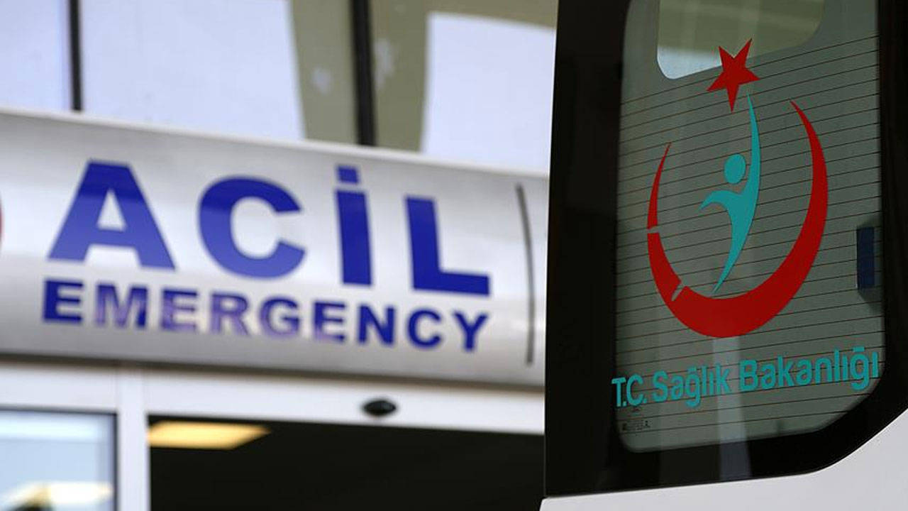 İstanbul'da 51 öğrenci gıda zehirlenmesi şüphesiyle hastaneye kaldırıldı