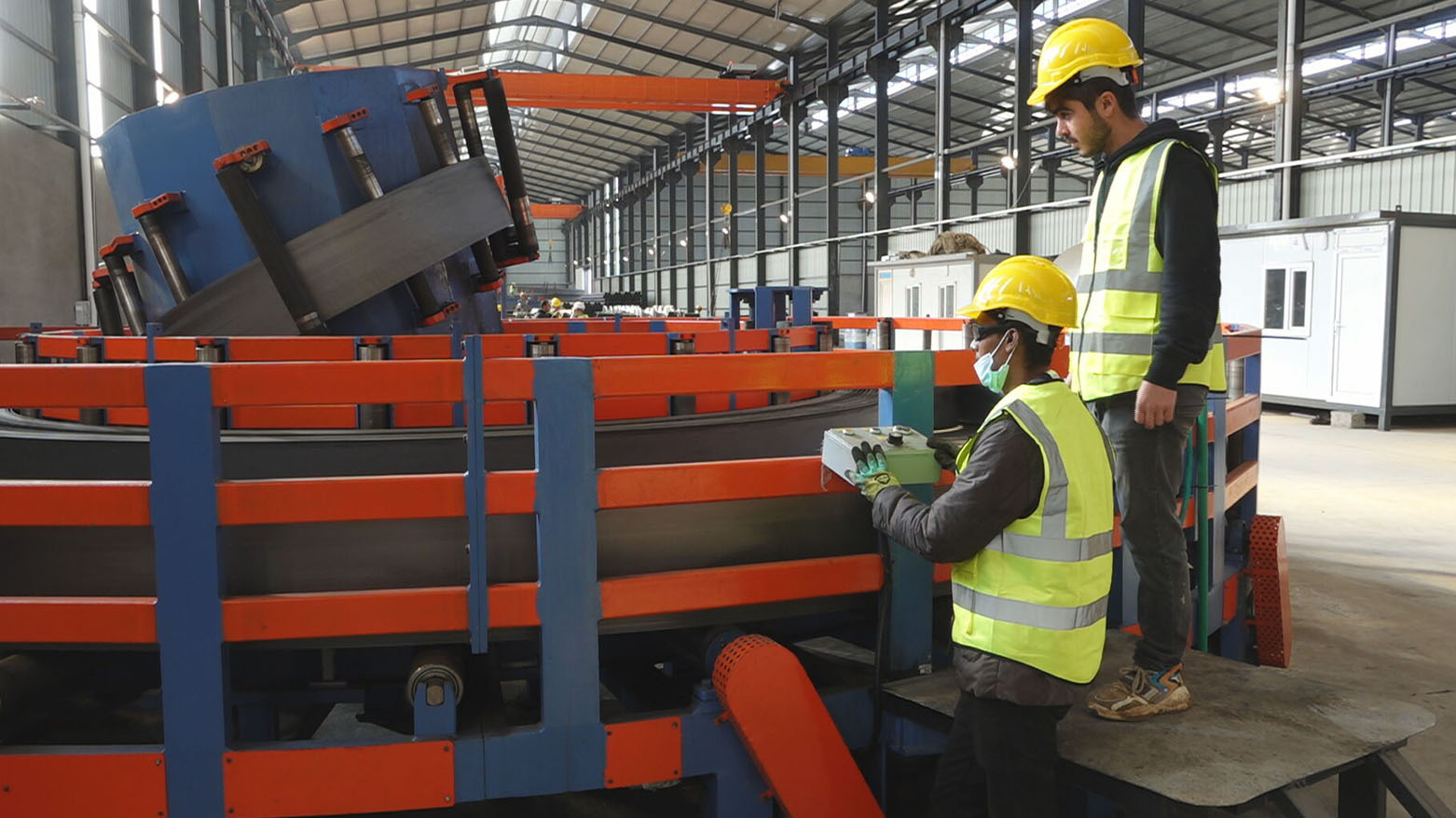 کارگەیەکی بەرھەمھێنانی بۆریی پرۆفایلی ئاسن لە هەولێر، کێبڕکێی کارگەکانی جیهان دەکات