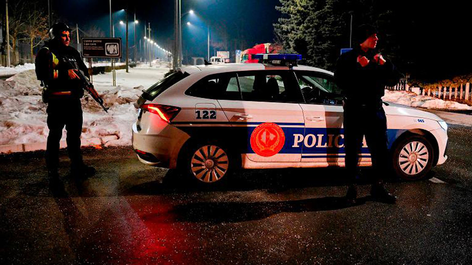 پۆلیس لە شوێنی ڕووداوەکە