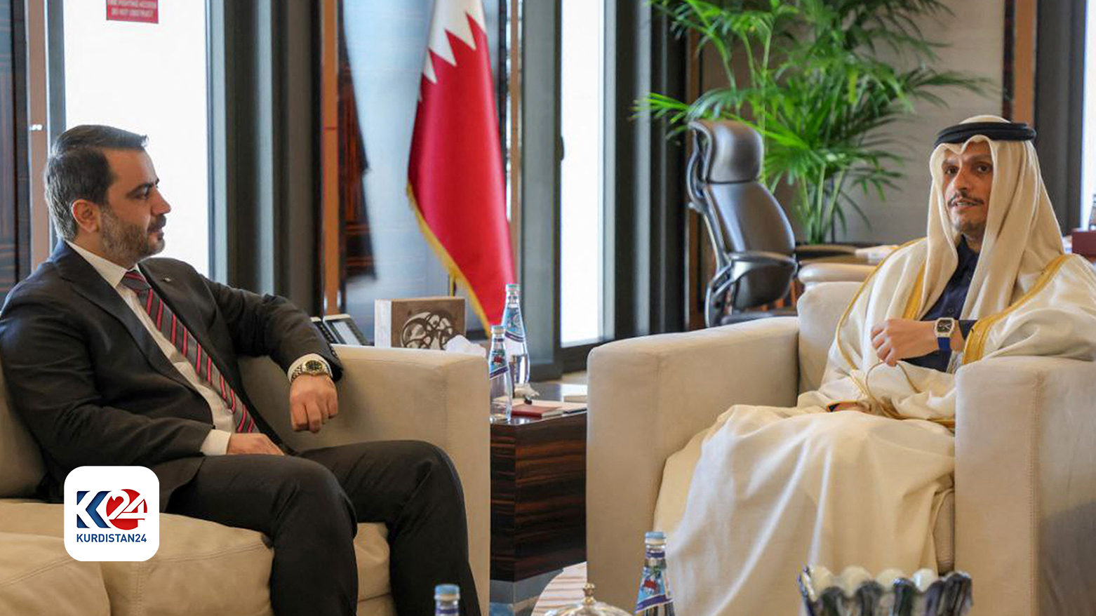وزير الخارجية القطري الشيخ محمد بن عبدالرحمن آل ثاني ووزير الخارجية السوري أسعد الشيباني