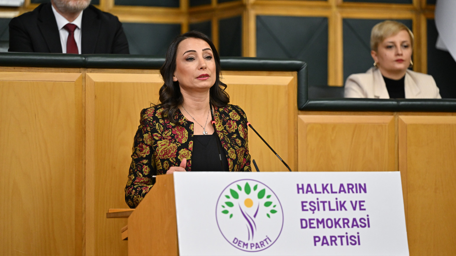 Tülay Hatimoğulları: Barışın tesisi için üzerimize düşeni yapmaya hazırız