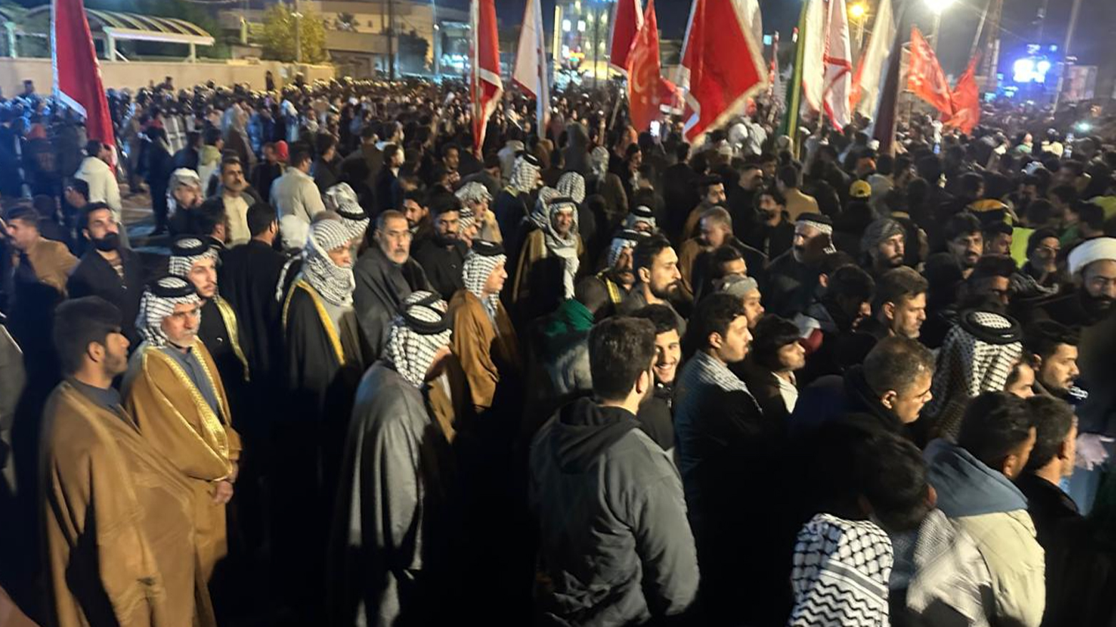 Thousands of demonstrators in Al-Qurna district, Basra governorate, southern Iraq, renewed their mass protests over the government’s continued failure to address their demands, Jan 29, 2025. (Photo: Shafaq News)