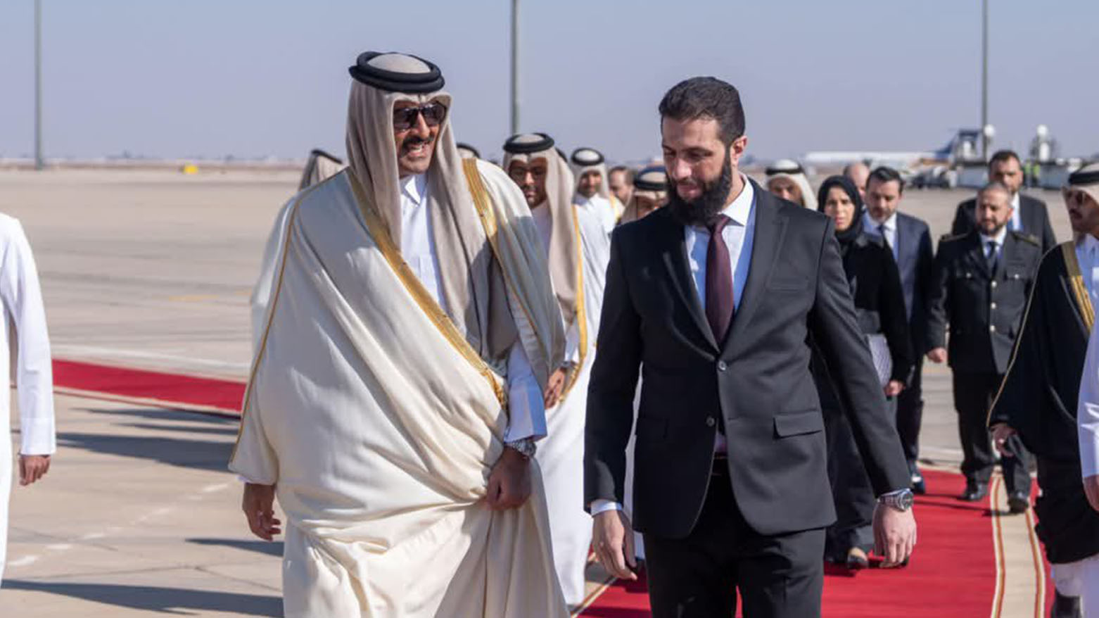 دمشق.. أمير قطر يلتقي الرئيس الانتقالي أحمد الشرع