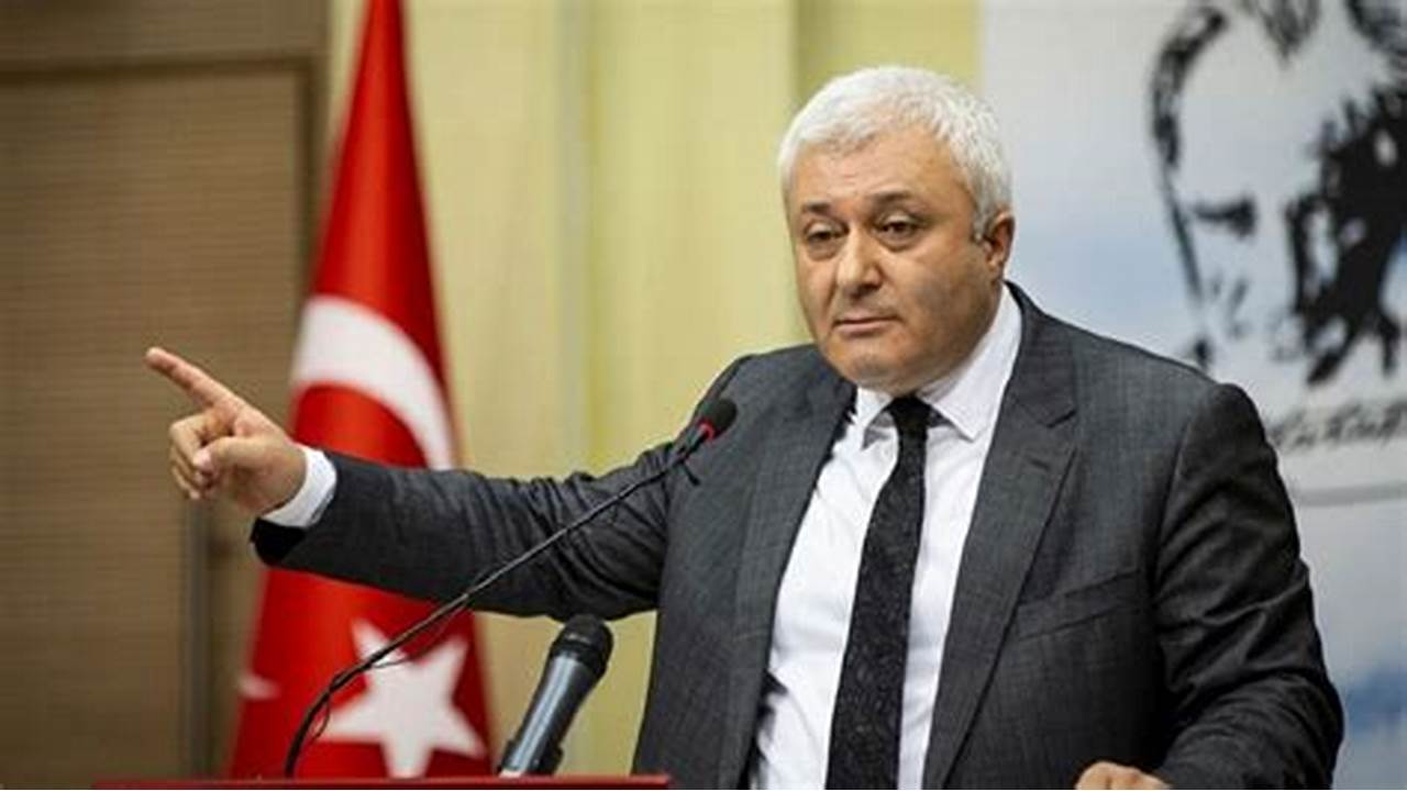 CHP İzmir Milletvekili Tuncay Özkan