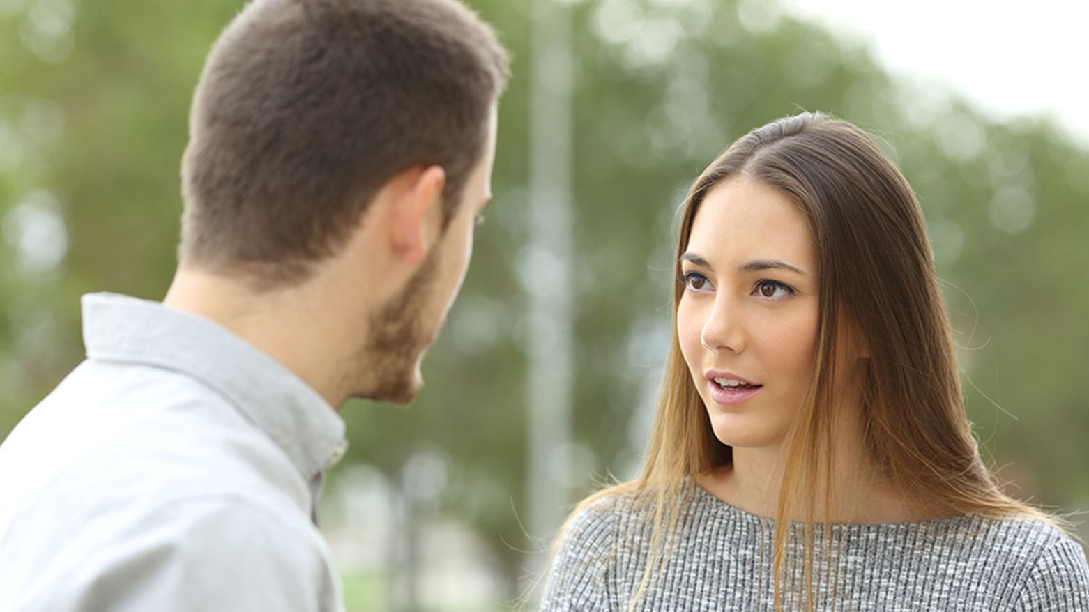 بفارق 1073 كلمة فقط في المتوسط.. دراسة حديثة تؤكد أن النساء يتحدثن أكثر من الرجال