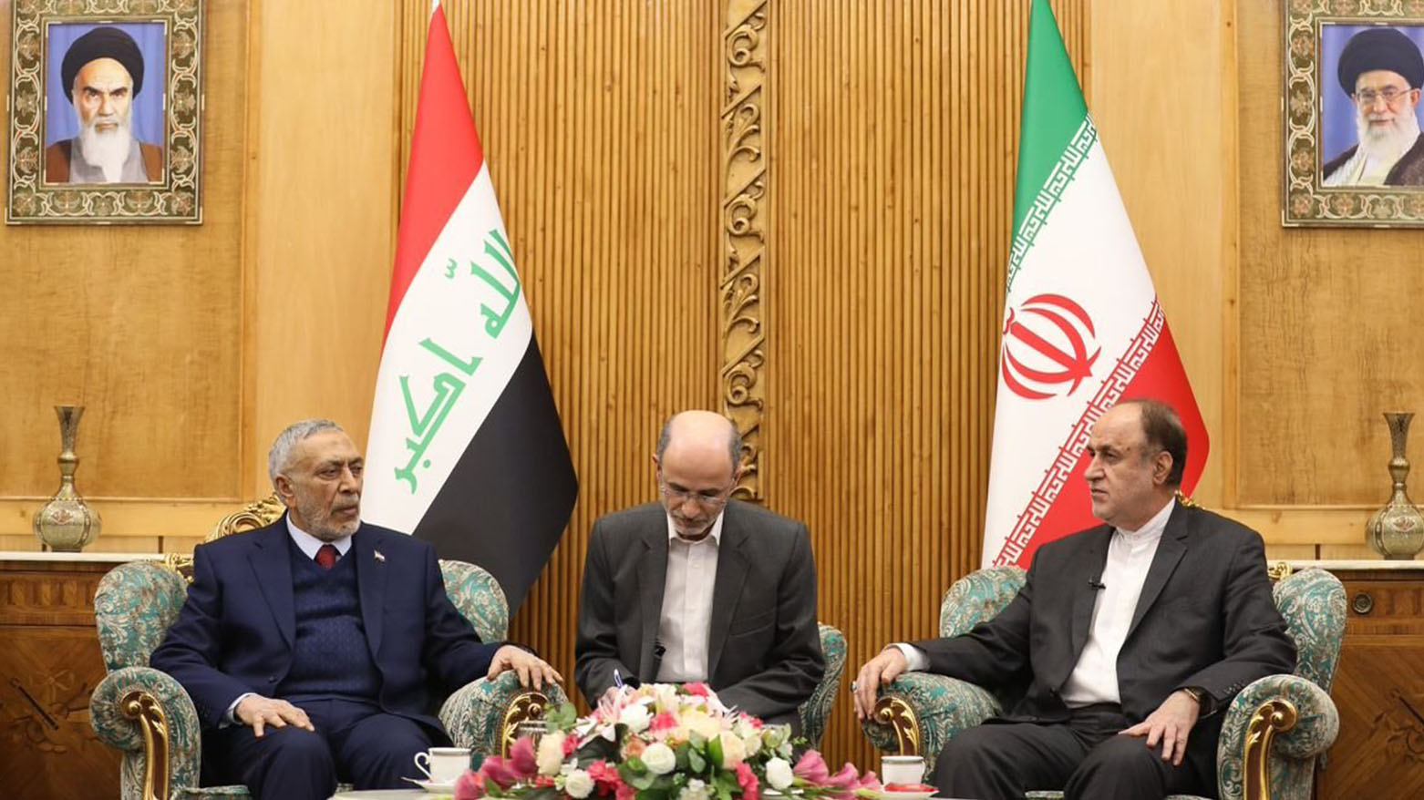 رئيس مجلس النواب العراقي يصل إلى طهران