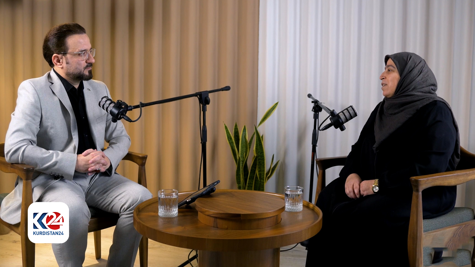 الدكتورة رغداء زيدان والمقدم الدكتور علاء الدين آل رشي