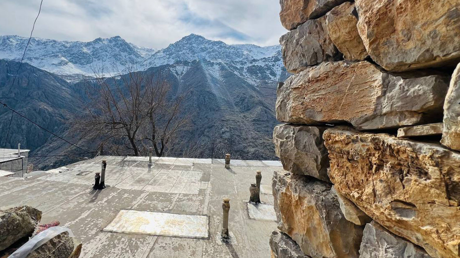 بالصور | برد قارس والثلوج تغطي الجبال في منطقة هورامان