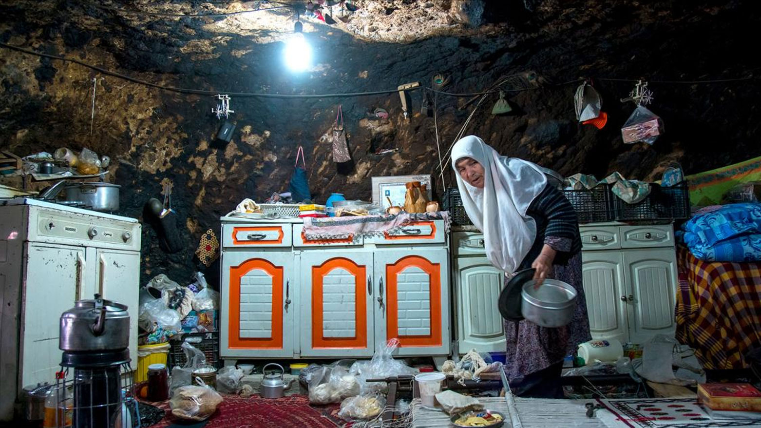 لەسەدا 6.5ـی دانیشتووانی ئێران لە خانووی زیدەڕۆدا دەژین