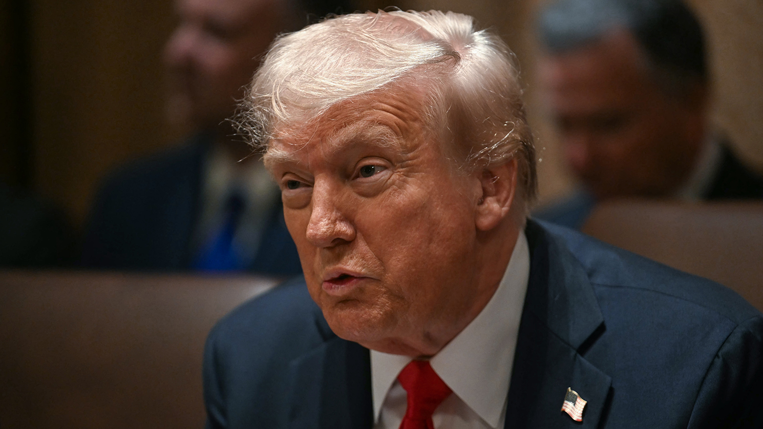 ترامب: على أوكرانيا أن "تنسى" مسألة الانضمام إلى حلف الأطلسي