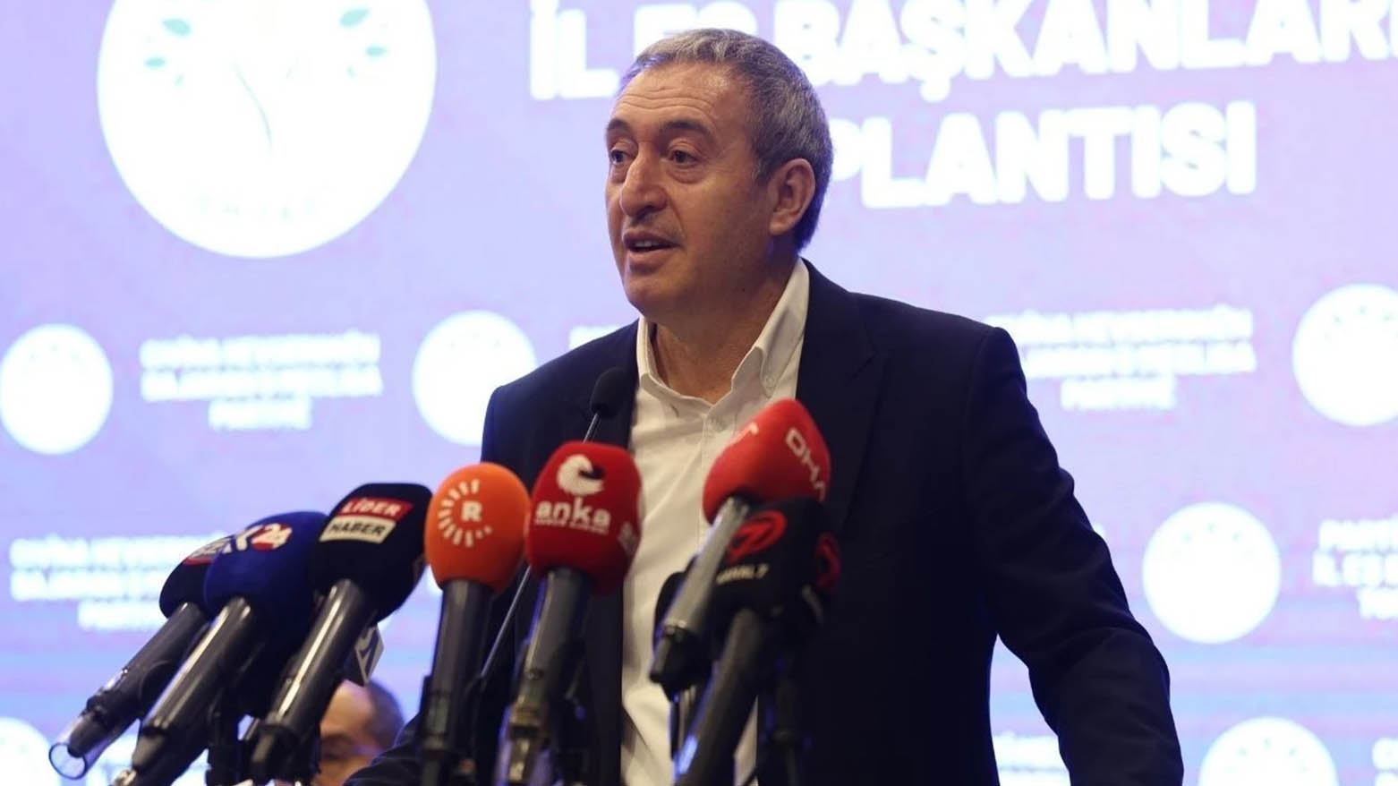 Halkların Eşitlik ve Demokrasi Partisi (DEM Parti) Eş Genel Başkanı Tuncer Bakırhan