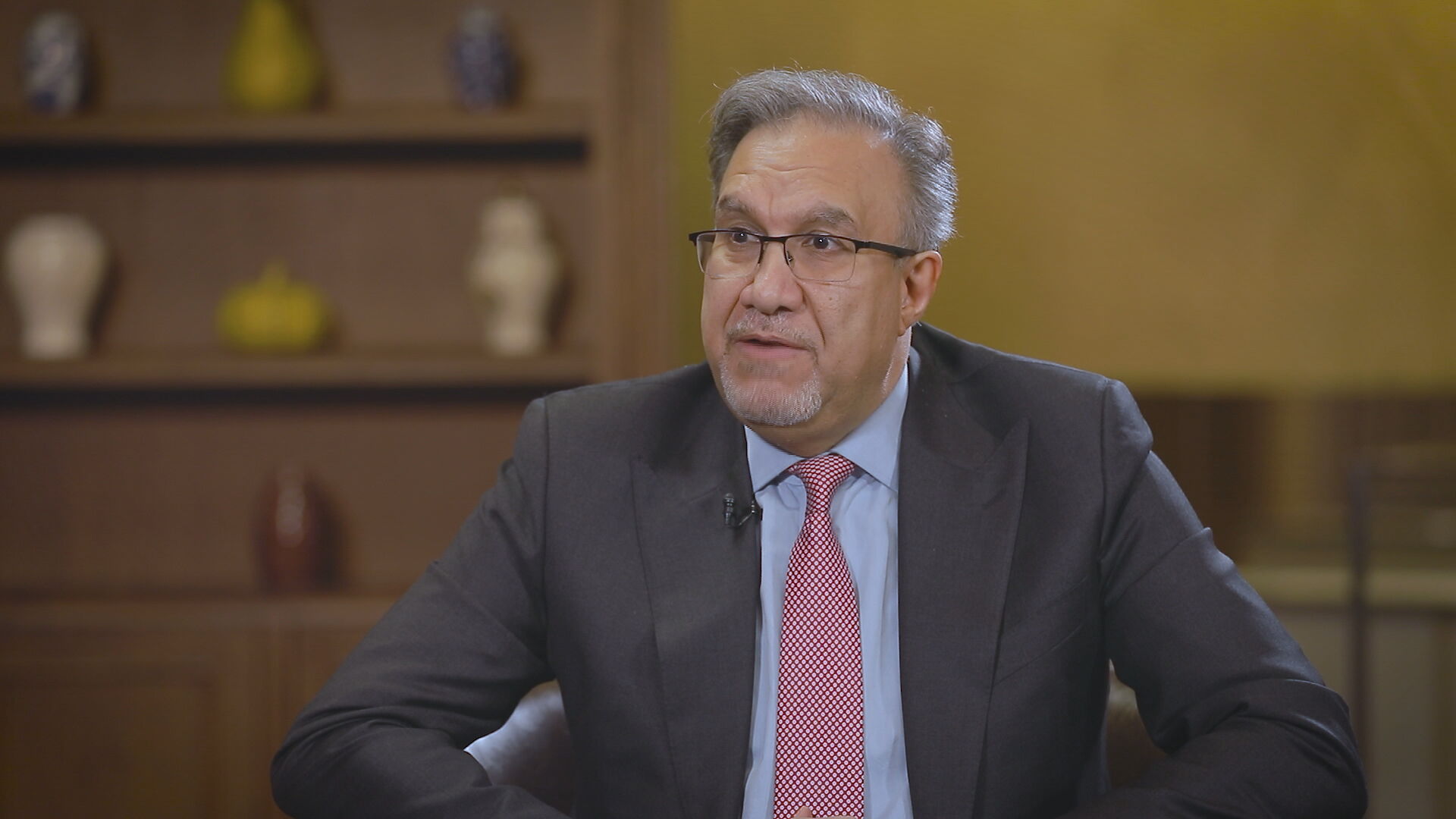 لوئەی خەتیب، وەزیری پێشووتری کارەبای عێراق
