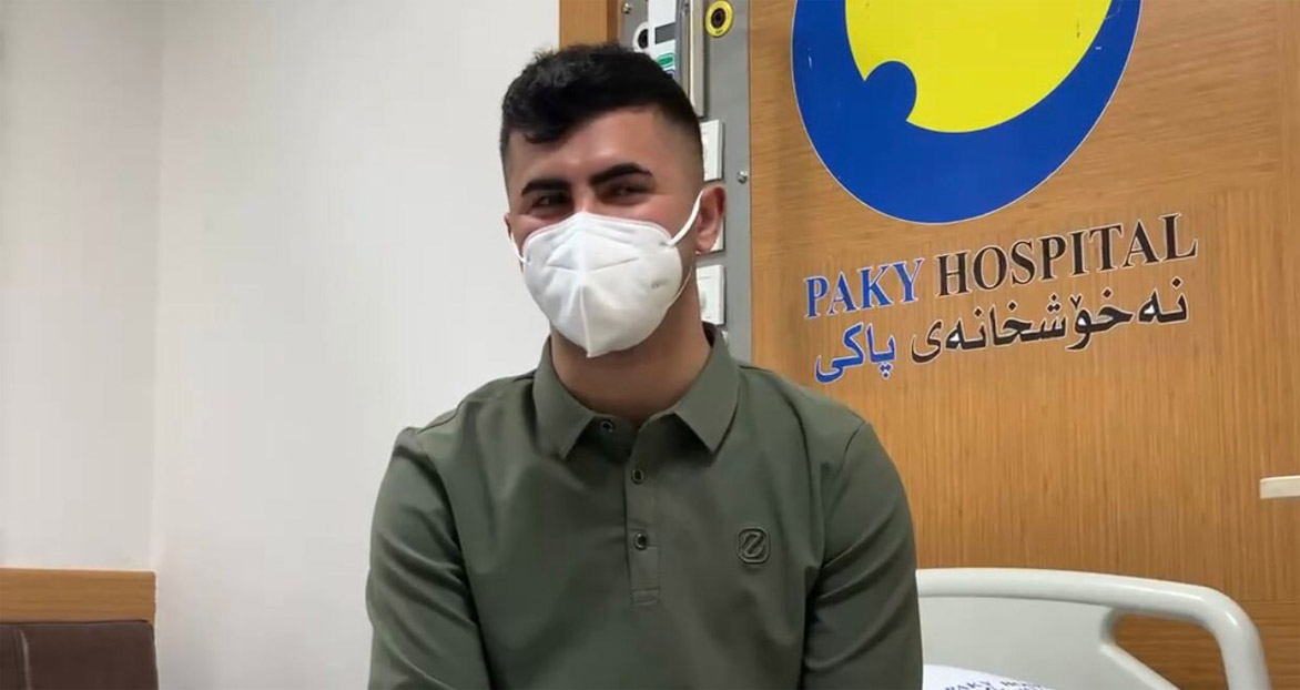 وێنەی زیرەک چاوەڕوان، لە نەخۆشخانە