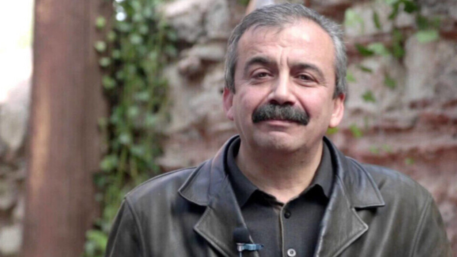 سری ثریا اوندر، نماینده حزب برابری و دموکراسی خلق‌ها