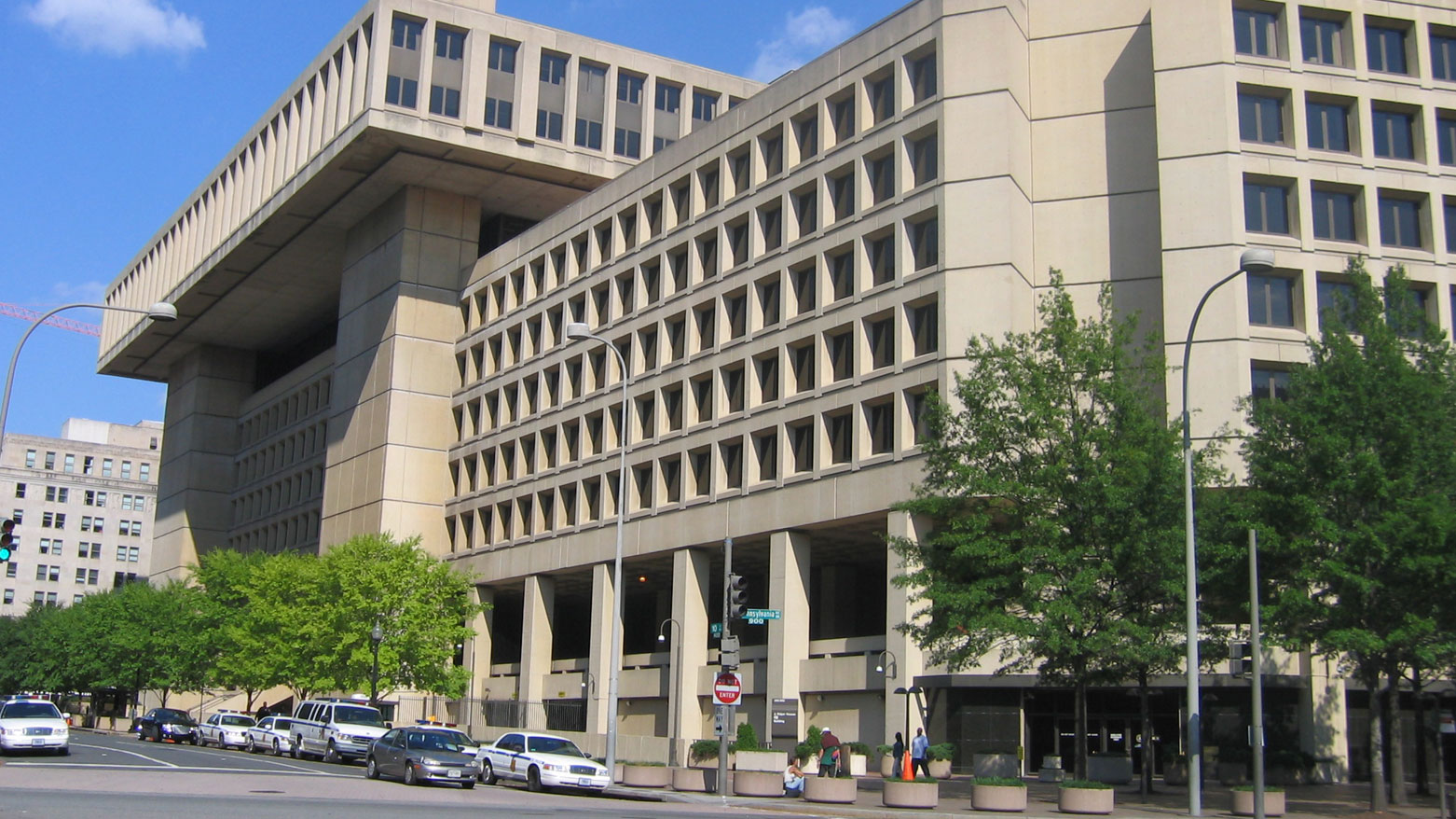 باڵەخانەی جەی ئێدگار هوڤەر، کە بارەگای  'FBI'ـی تێدایە