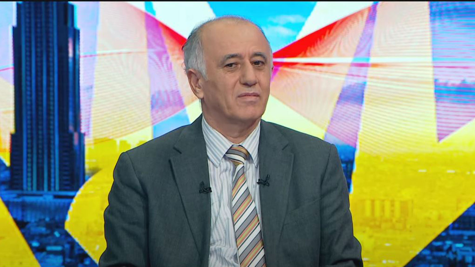 عەلی ڕەشید: تا مانگ و نیوێکی دیکە پرۆژەی ڕووناکی لە ناوەندی هەولێر تەواو دەبێت