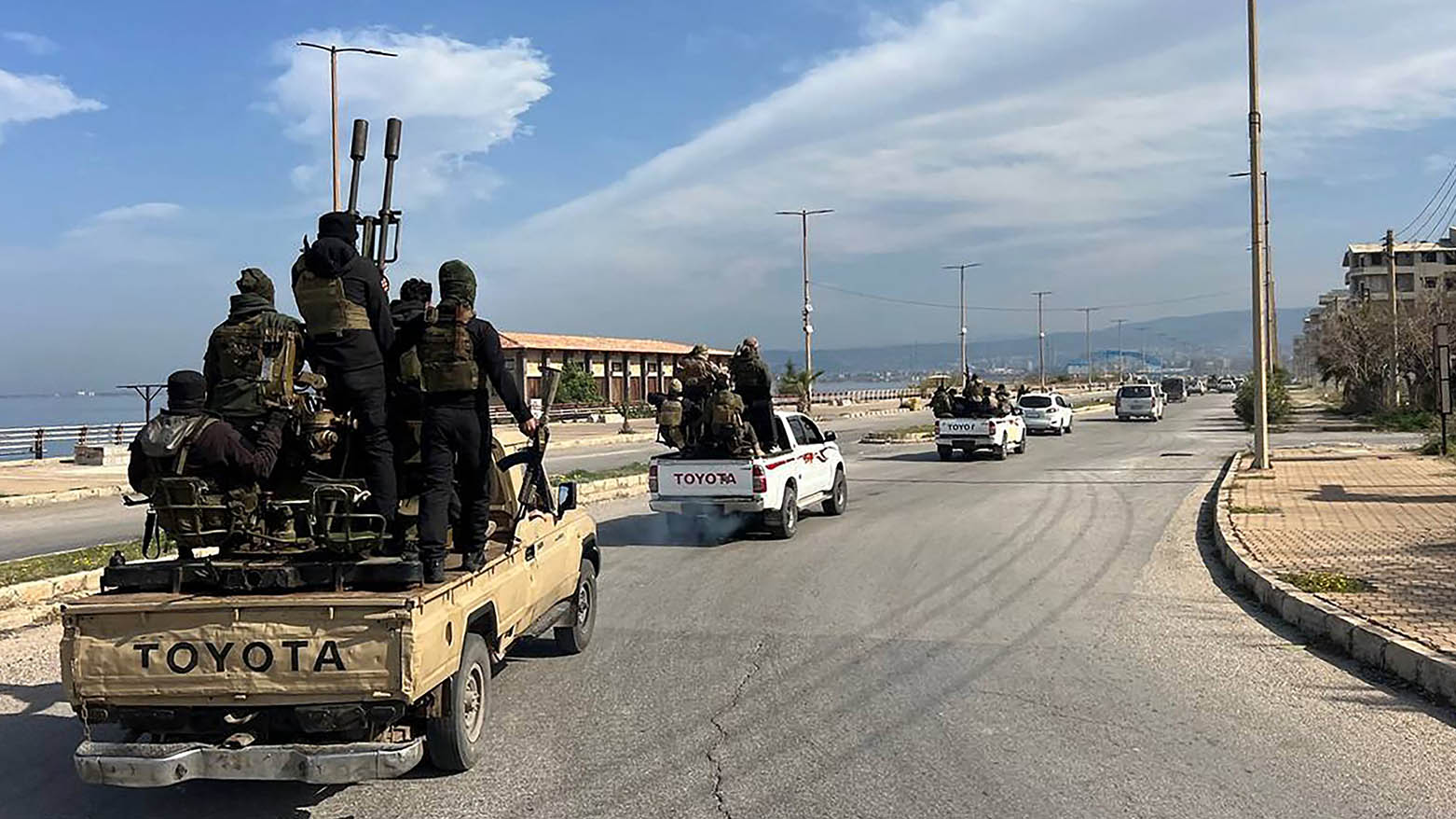 Brîtanya komkujiya berî çend rojan a Sûriyeyê şermezar dike
