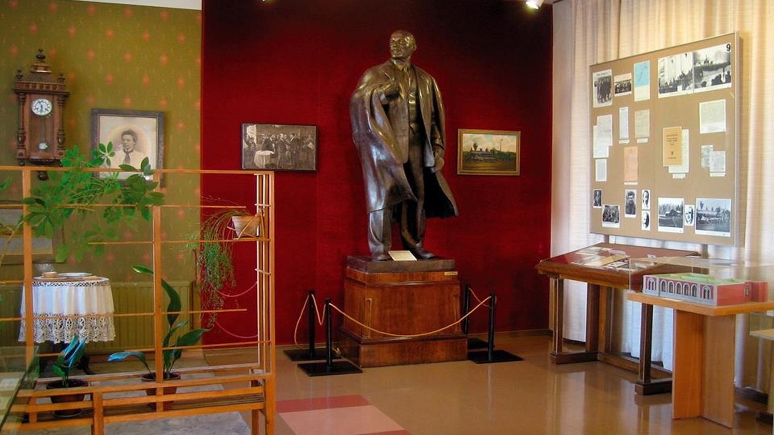 مۆزەخانەیەکی فینلەندی ناو و شێوازی خۆی بە گوێرەی پەیوەندیی دیپلۆماسی دەگۆڕێت