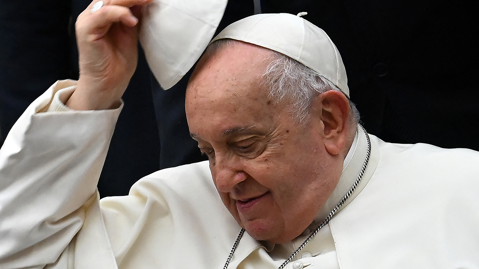 حالة البابا فرنسيس "لا تزال مستقرة"