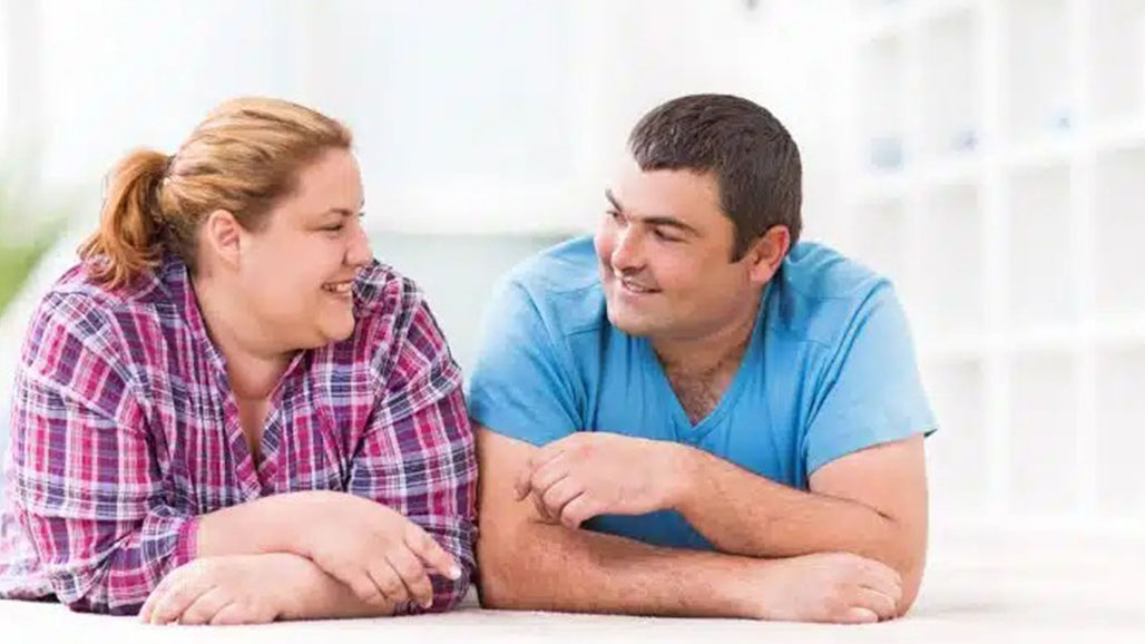 دراسة تكشف أن الزواج يعرّض الرجال للسمنة أكثر بثلاث مرات