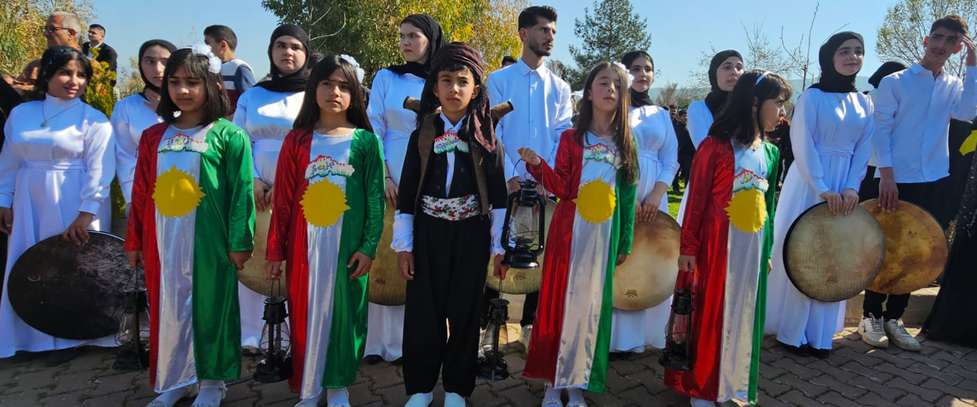 وەستانی کوردستان بۆ ڕێز لە قوربانیانی کیمیابارانی هەڵەبجە
