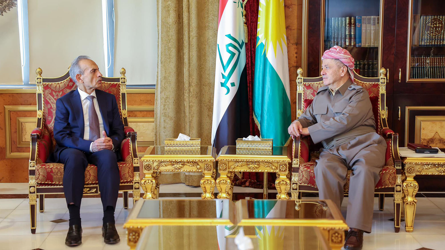 الرئيس بارزاني يستقبل رئيس الجبهة التركمانية العراقية