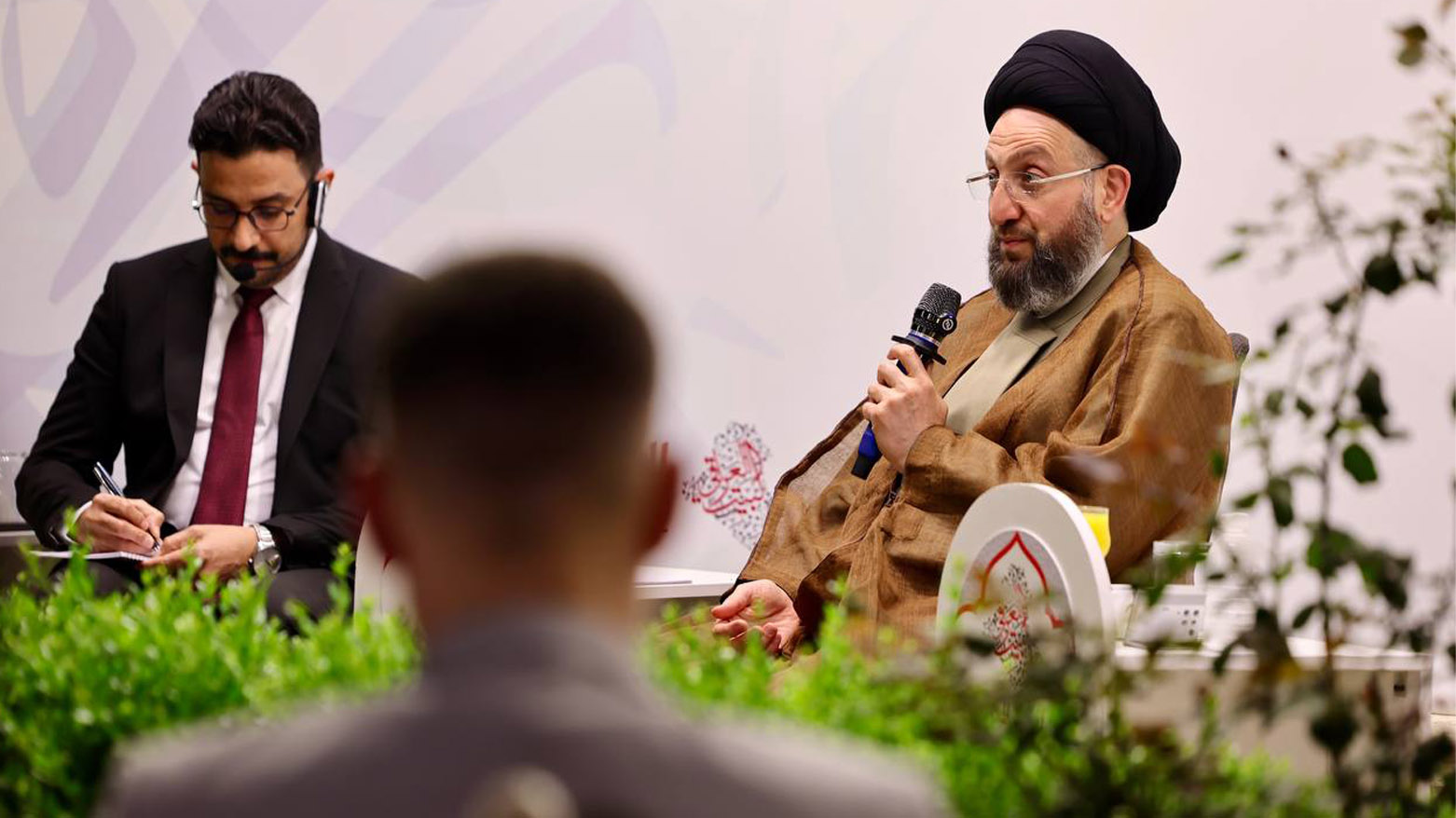 عمار حکیم: گروه‌های مسلح عراق وعده داده‌اند تنش با آمریکا ایجاد نکنند