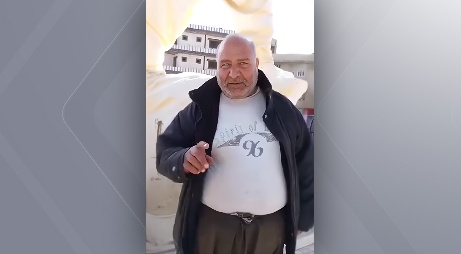 Bavê keça revandî banga vegerandina keça xwe ji Mezlûm Ebdî dike