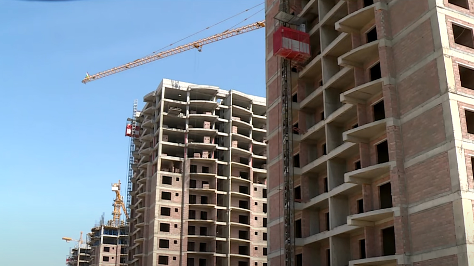 کارکردن لە پێنج پرۆژەی هەولێر دەستی پێ کردووەتەوە