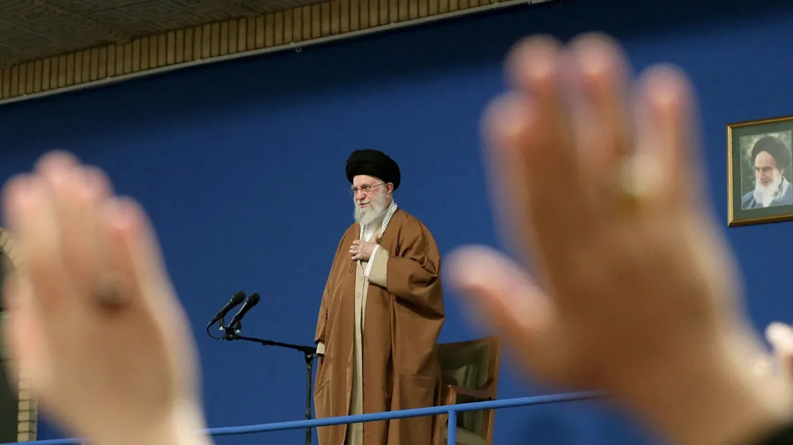 دوای هەڕەشەکانی ترەمپ خامنەیی بەڵێن دەدات وەڵامێکی توند بداتەوە