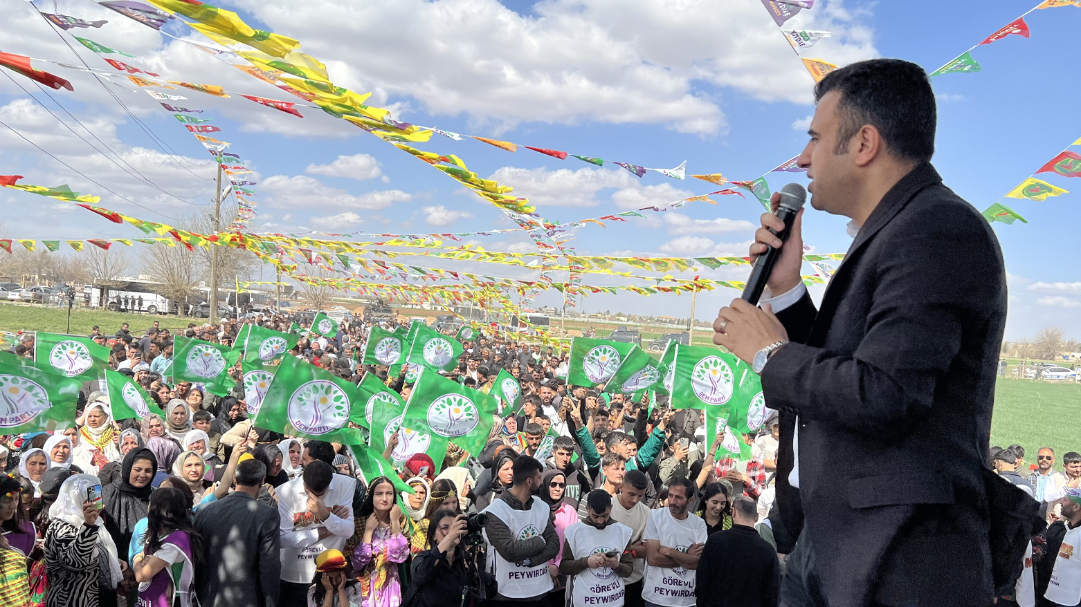 عومەر ئۆجەلان پەرلەمانتاری دەم پارتی و برازای عەبدوڵڵا ئۆجەلان