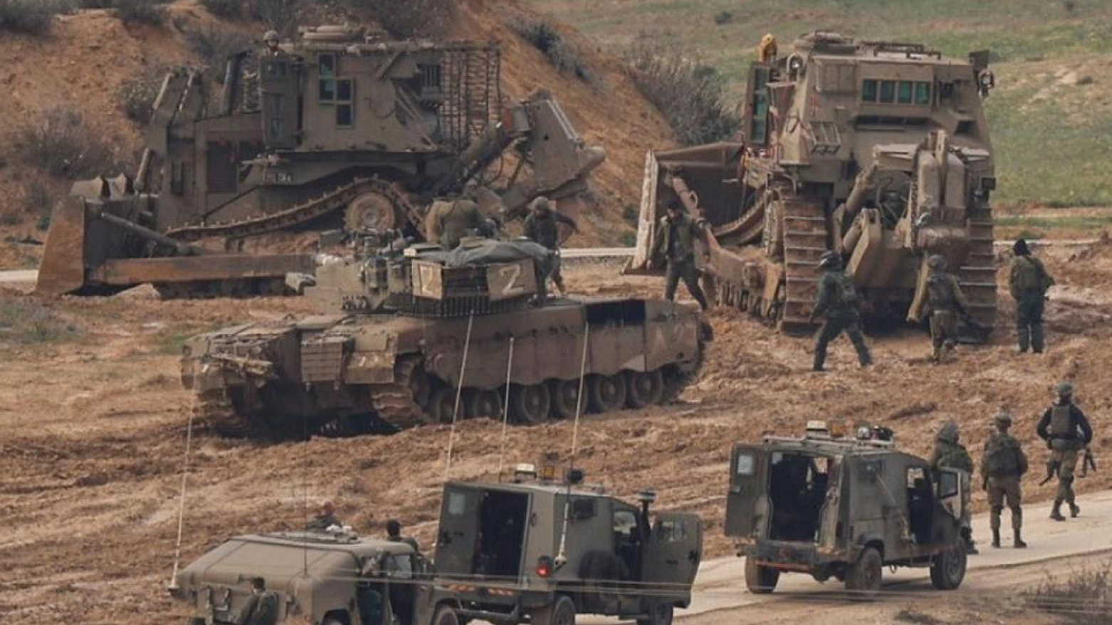 İsrail, Gazze'nin güneyine kara saldırısı başlattı