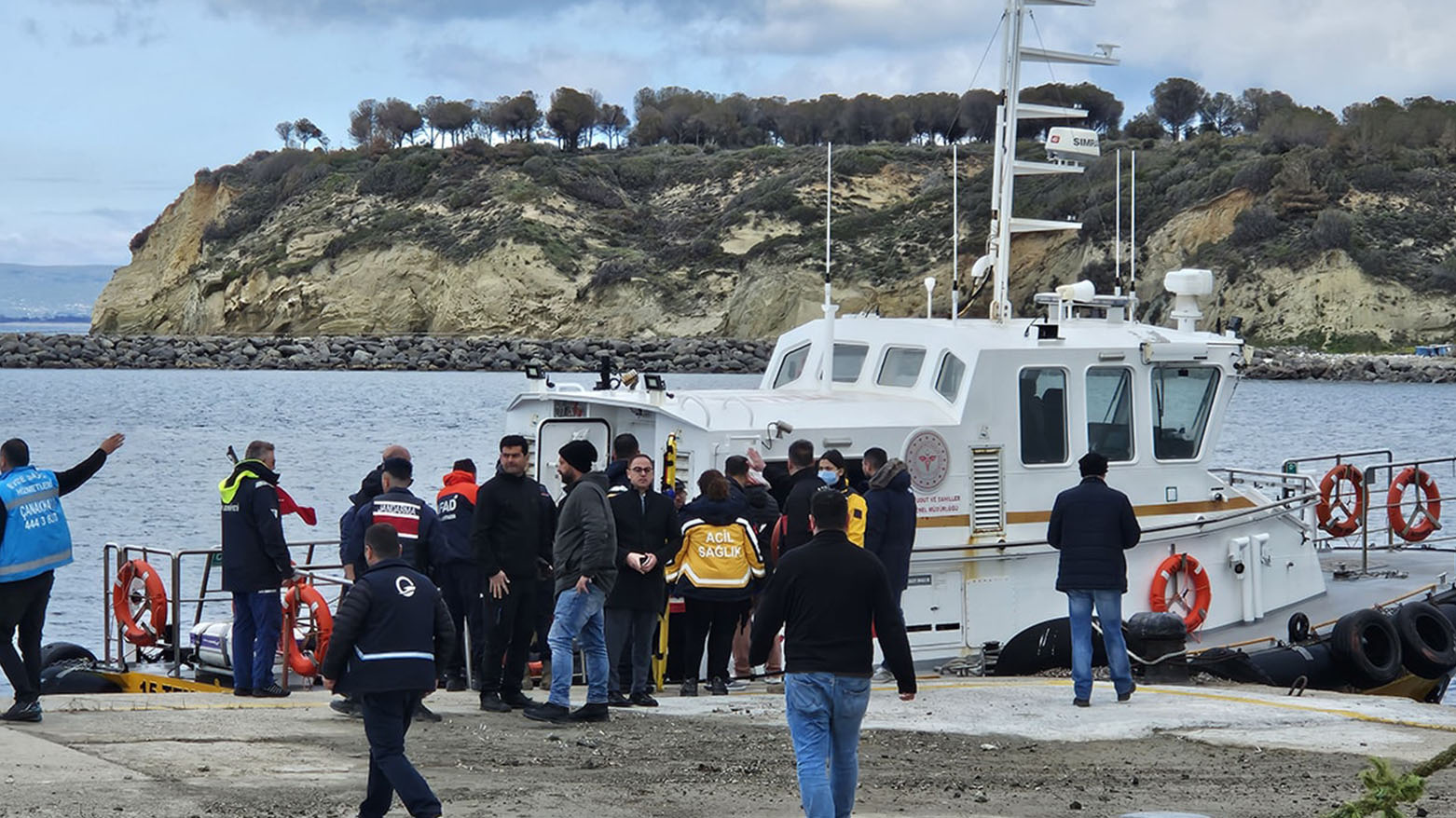 Li beravên Çanakaleyê 5 koçberan canê xwe jidest dan