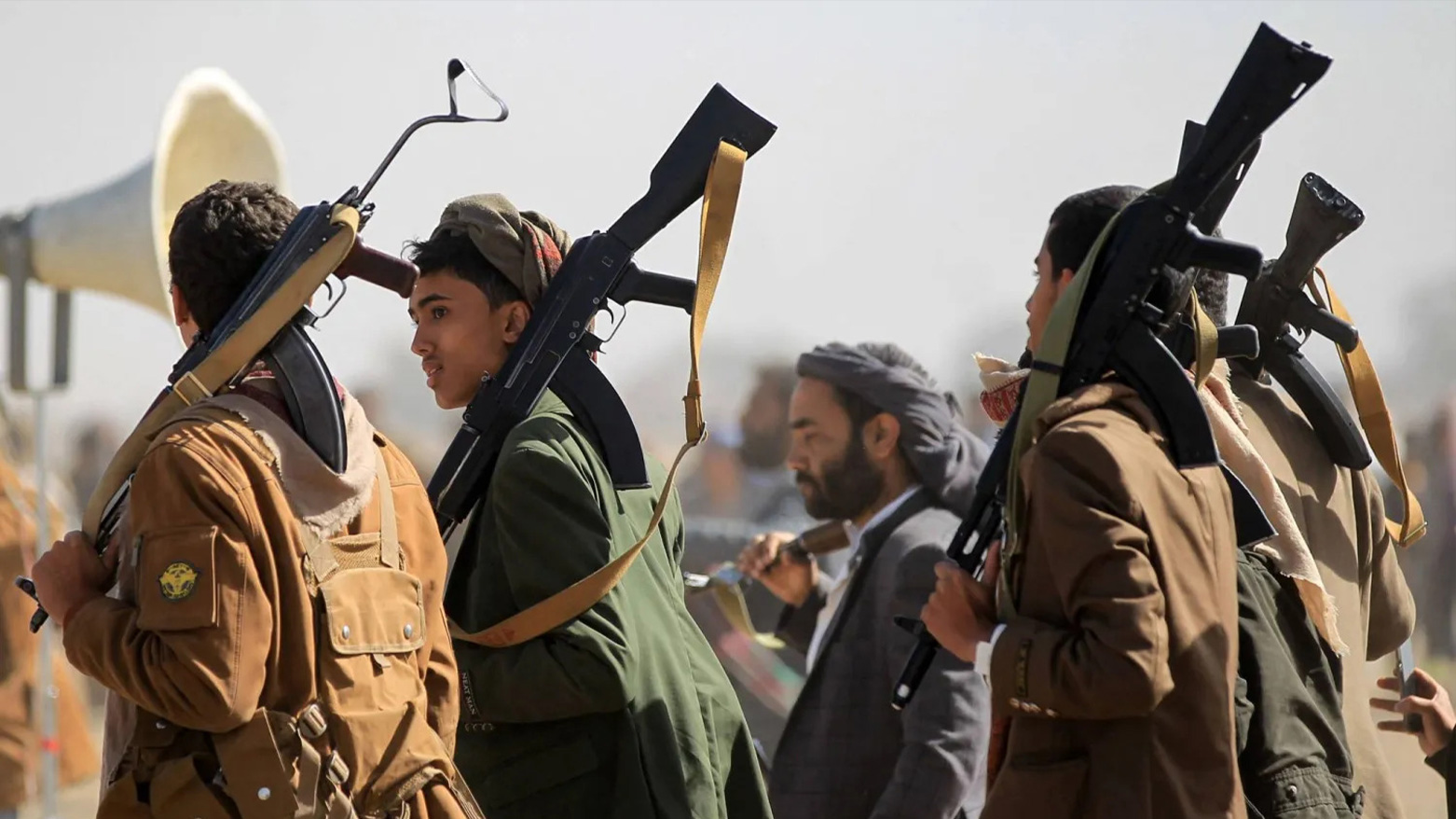 Armed Yemeni tribesmen in an anti-US and Israel rally on the outskirts of the Huthi-controlled capital Sanaa on Jan. 16, 2025. (Photo: AFP)