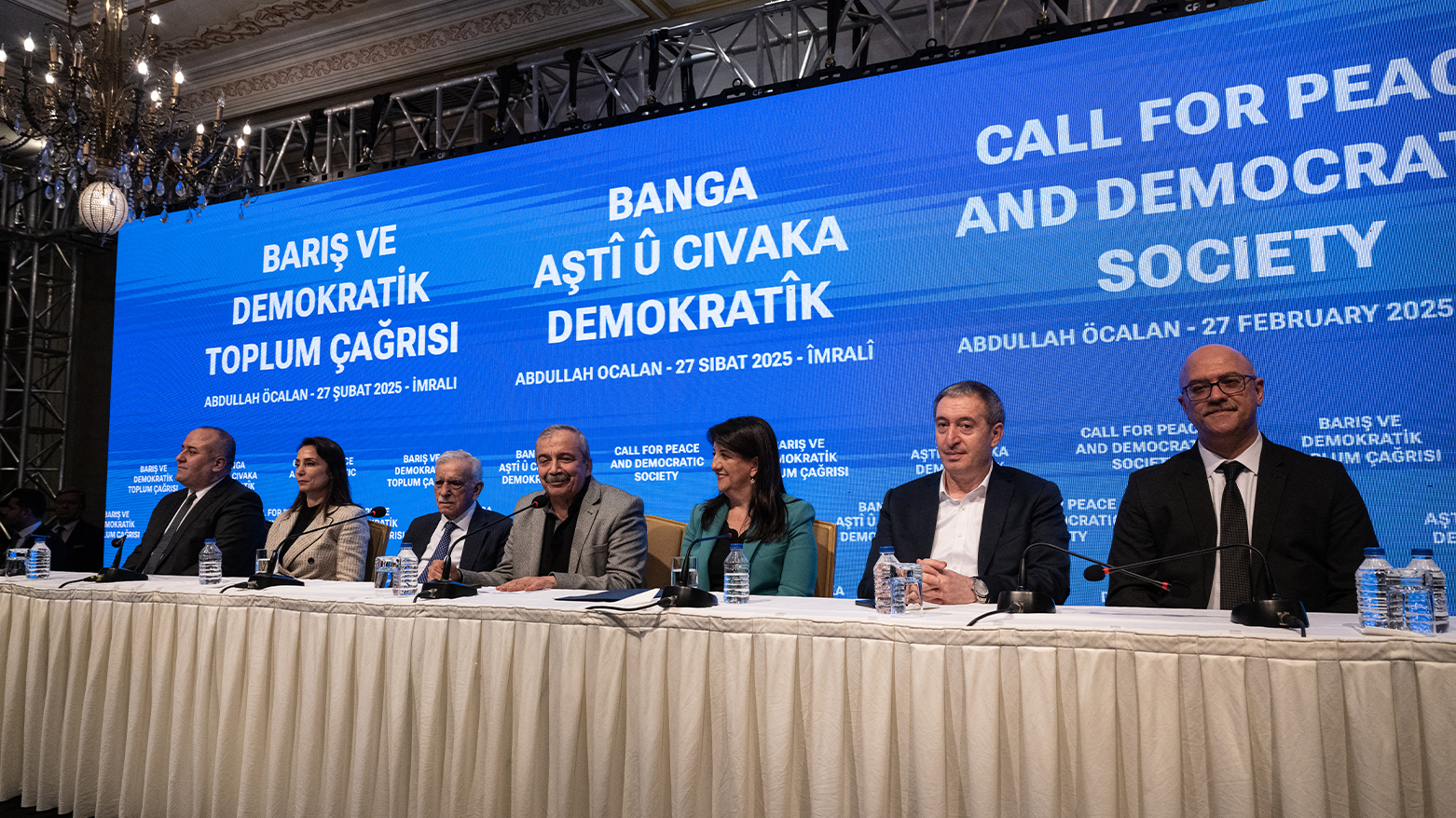 DEM Party delegation members during the Ocalan's message to PKK to lay down arms. (Photo: AFP)