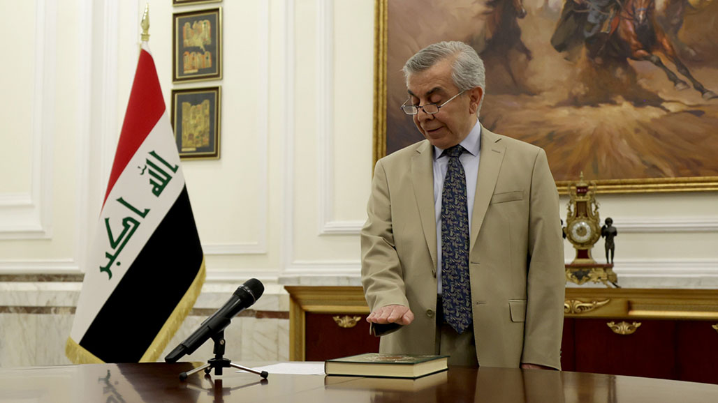قاضي كوردي يؤدي اليمين الدستورية أمام رئيس الجمهورية بحضور رئيس المحكمة الاتحادية