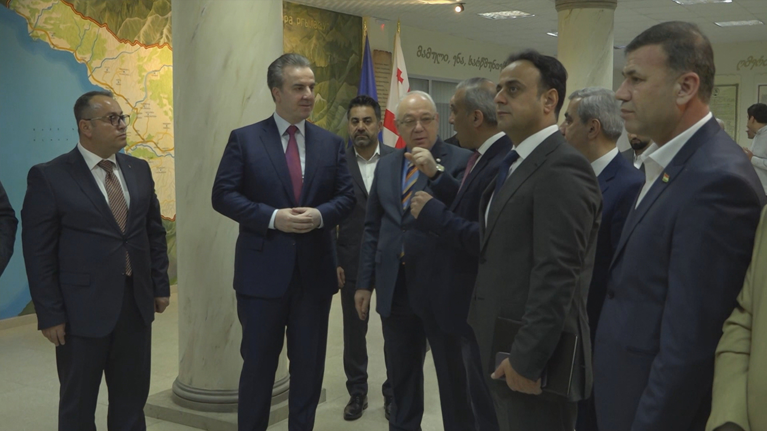 Şîfa Barzanî li Tiflisê bi Rektorê Zanîngeha Dewletê ya SOKHOMÎ re civiya