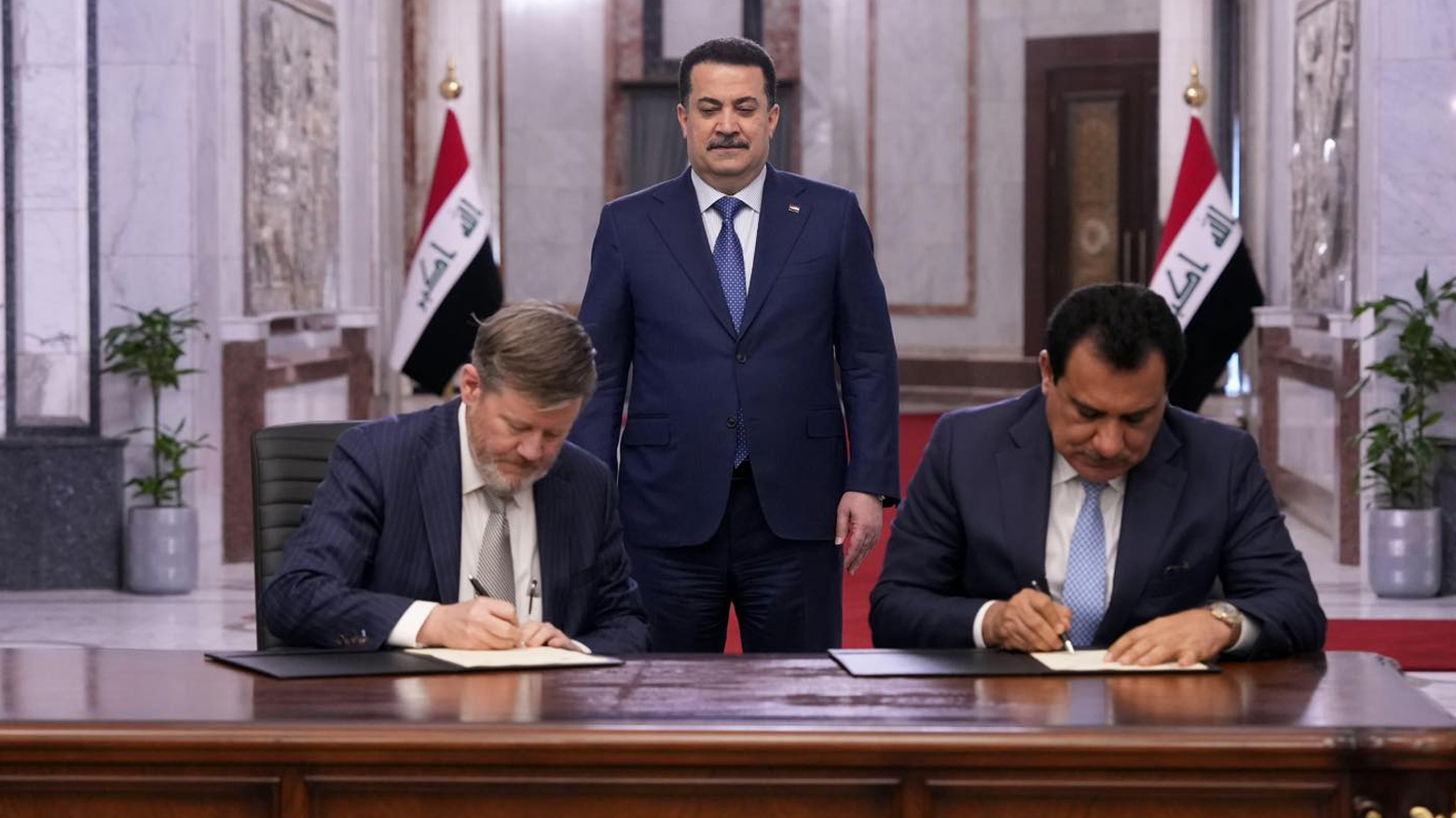 العراق يوقّع مذكرة تفاهم مع "جي إي فيرنوفا" الأمريكية لإنتاج 24 ألف ميغاواط من الكهرباء