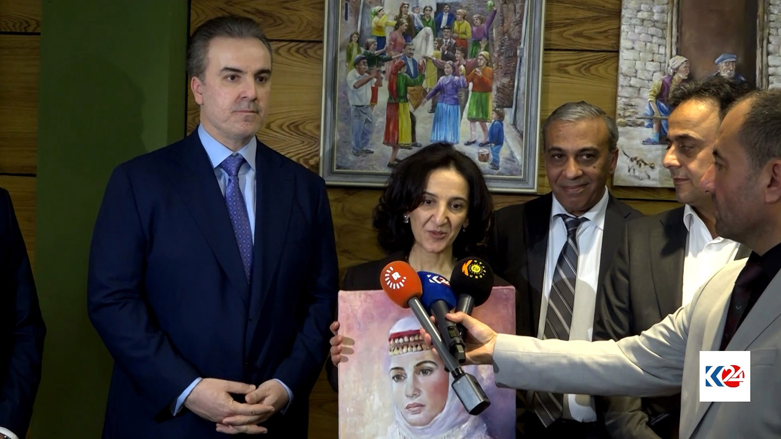 Li Tiflîsê pêşangeha Kurda Ezidî Lamara Miranghi hate vekirin