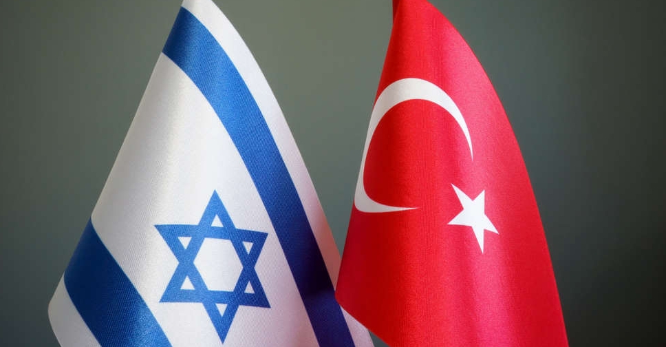 İsrail ve Türkiye bayrakları