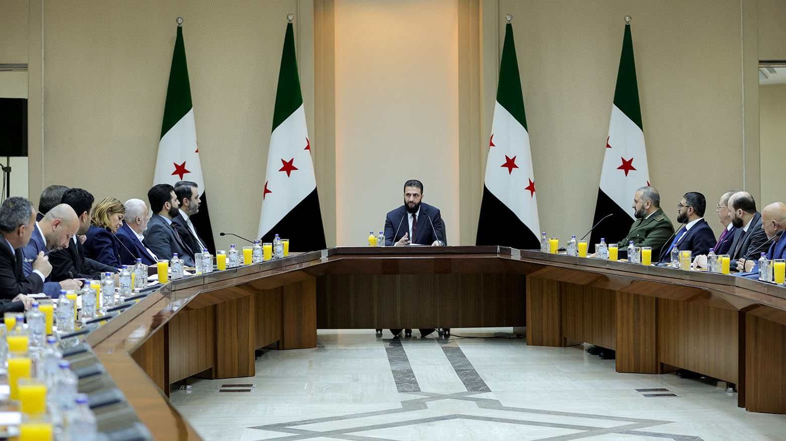 الرئاسة السورية تمدد عمل لجنة التحقيق في أحداث الساحل