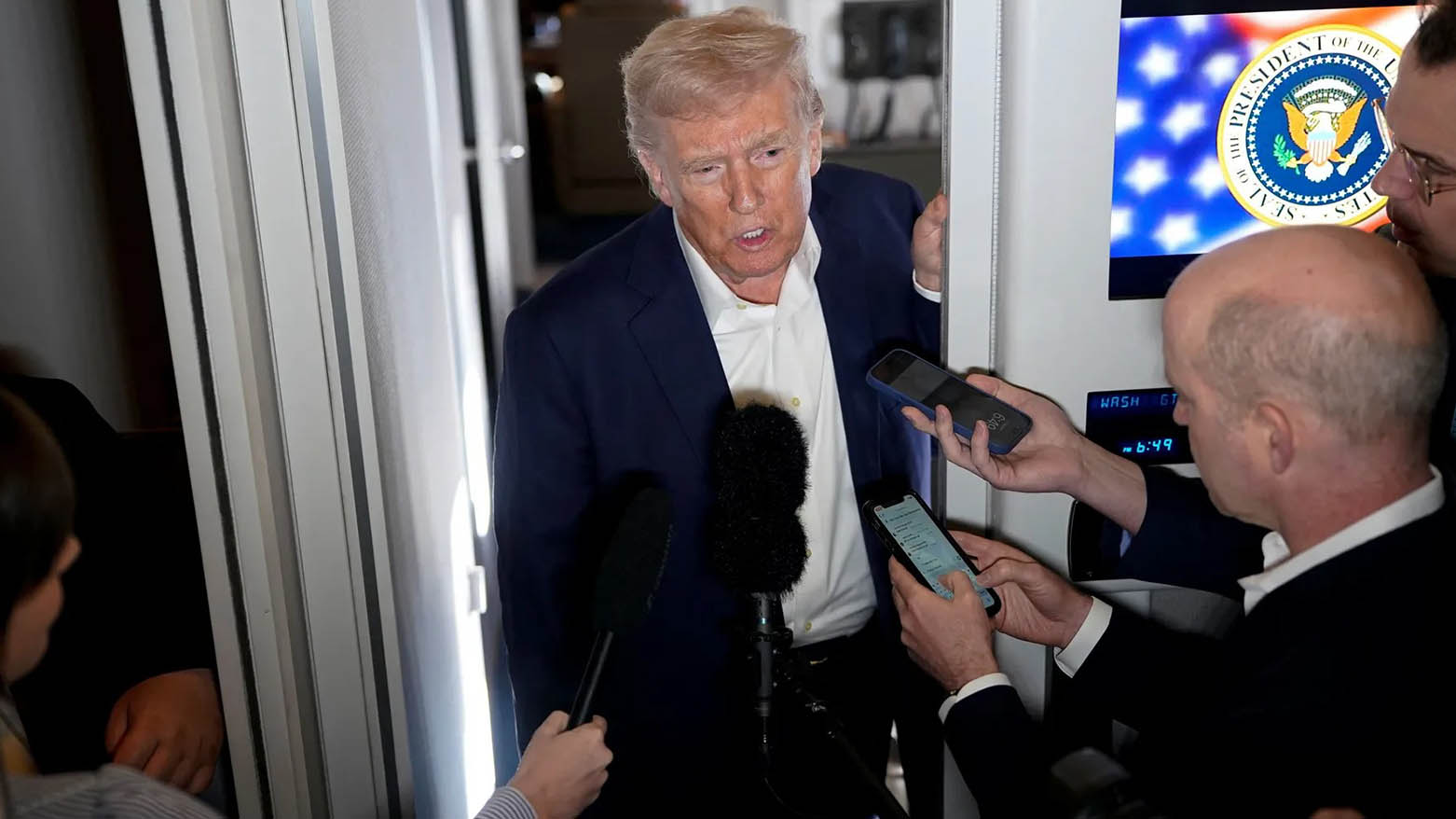 دۆناڵد ترەمپ