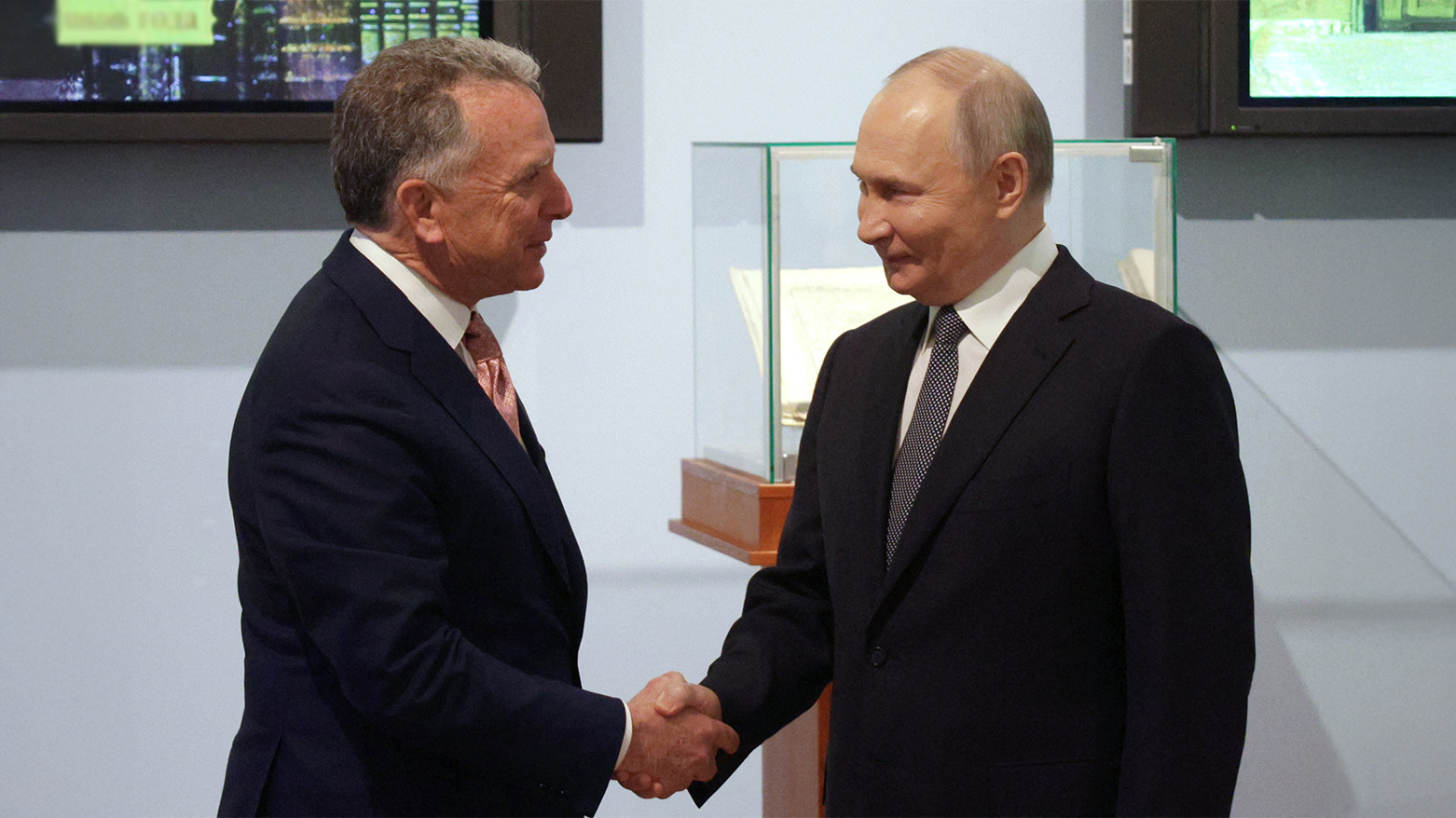 Russia's President Vladimir Putin shakes hands with US President Donald Trump's envoy Steve Witkoff. (Photo: AFP)