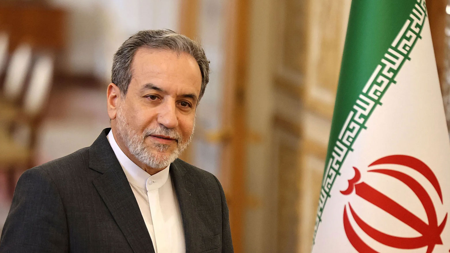 ايران تعلن أن المباحثات مع الولايات المتحدة ستظل "غير مباشرة" بوساطة عمانية