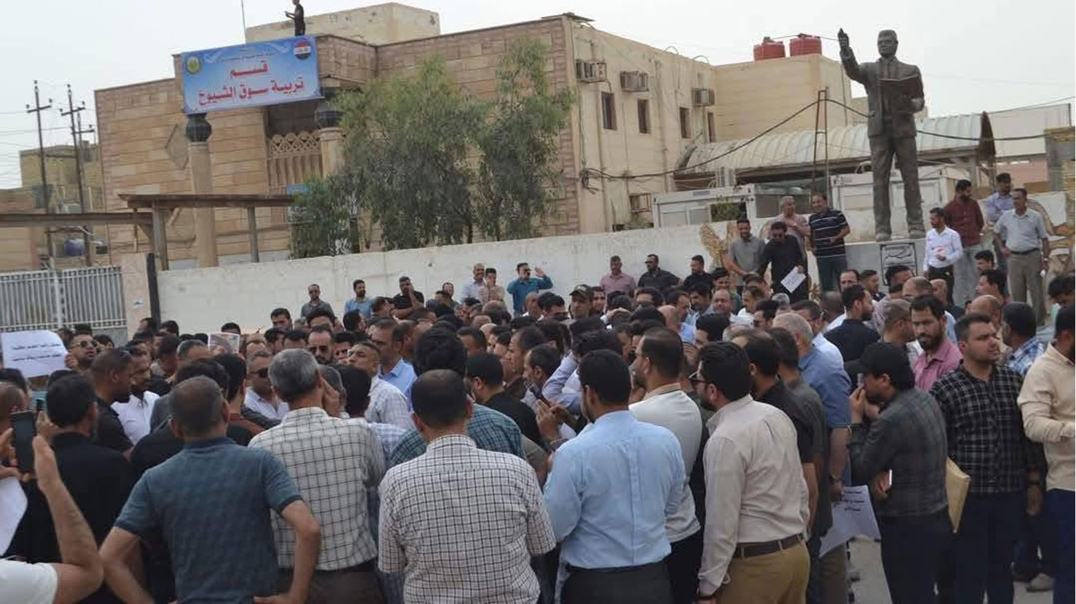 إضراب المعلمين في مدارس سوق الشيوخ (متداول)