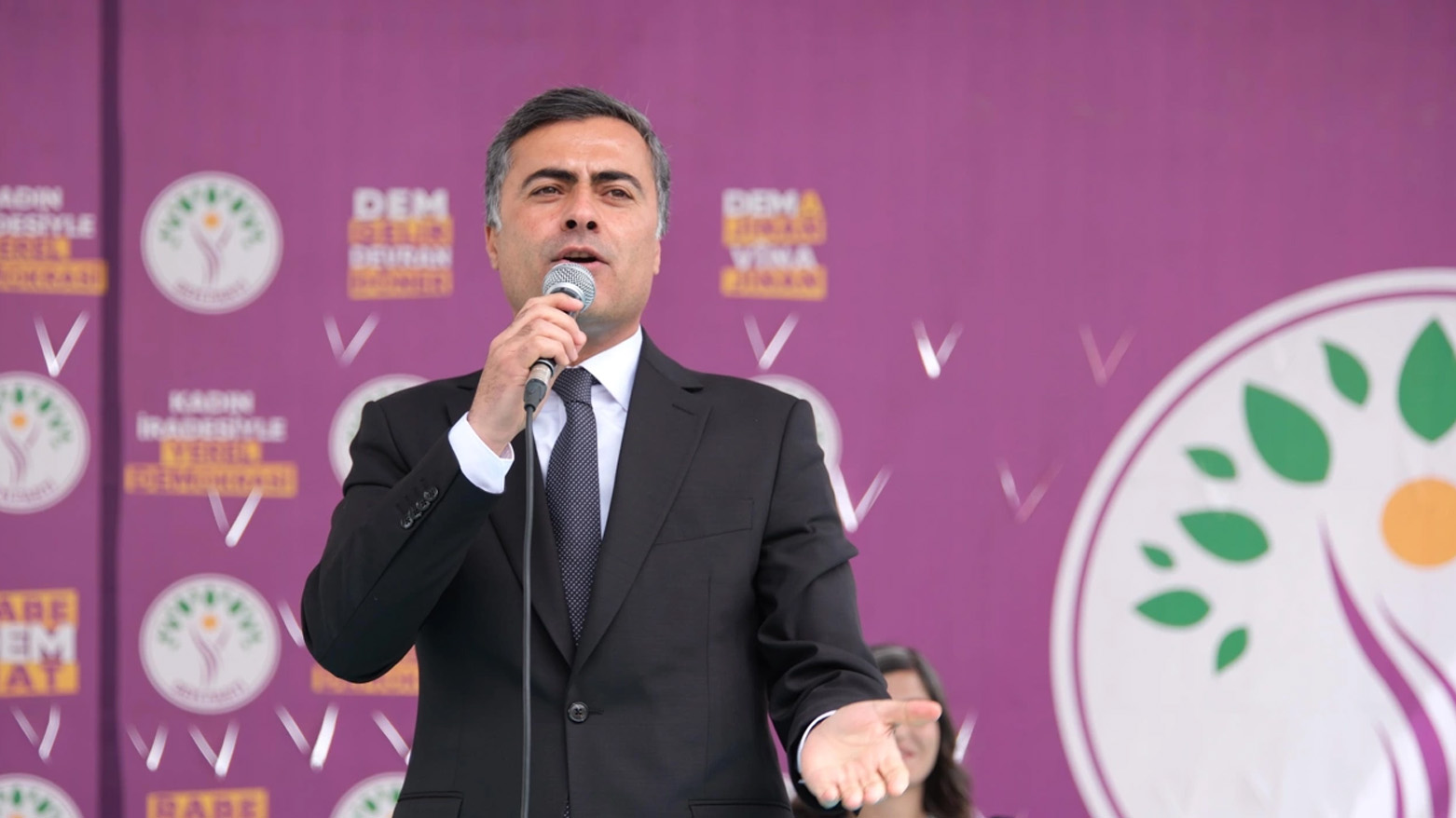 Selahattin Demirtaş: Önder barış için bilinenin de ötesinde çok çalıştı
